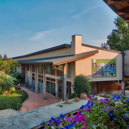 Active Paradiso 4* Peschiera del Garda